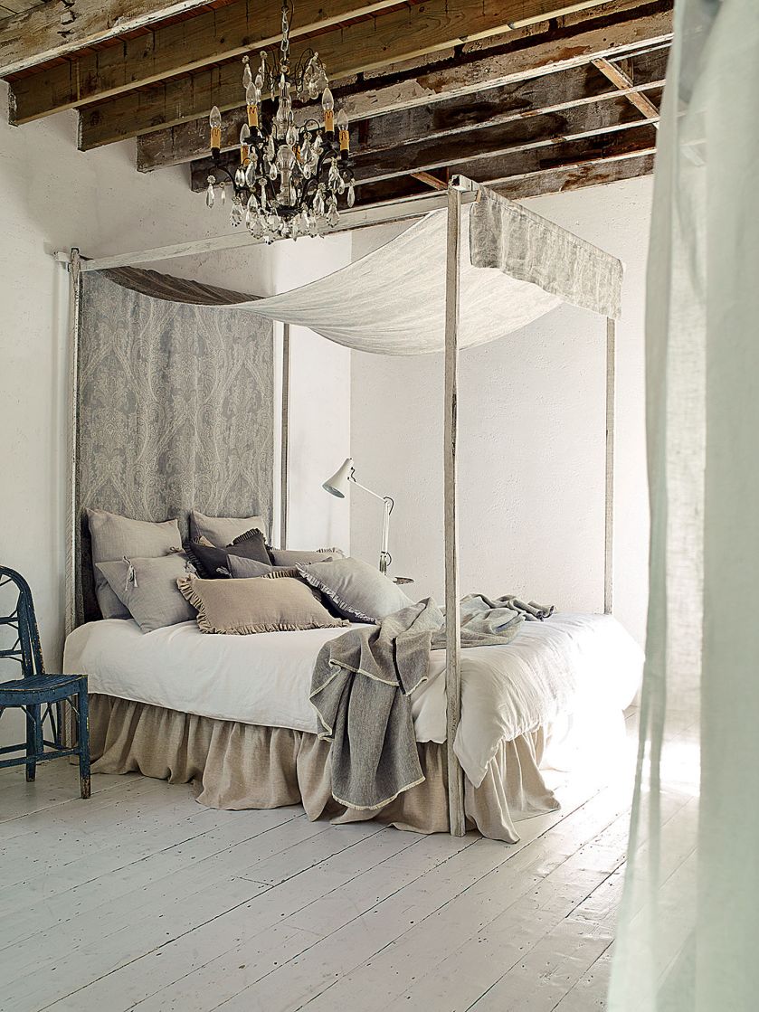 Piękna pościel i zmysłowy olejek, czyli sposób na kolorowe sny!