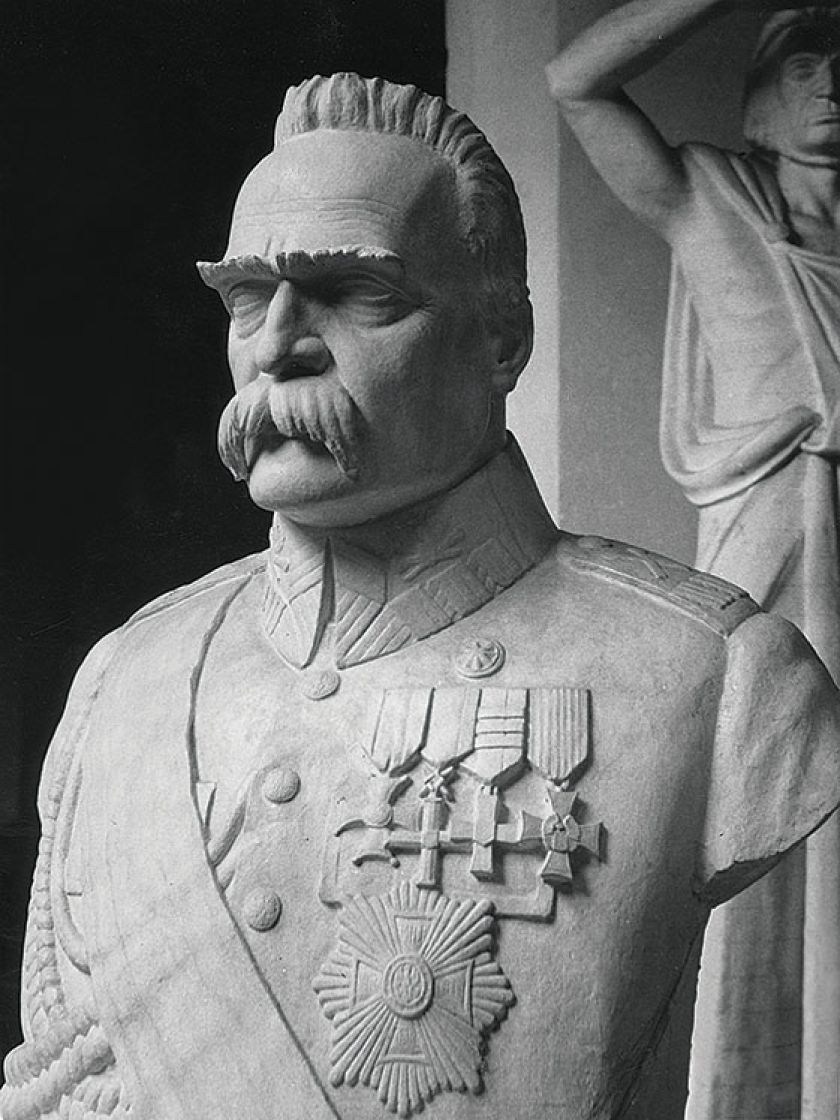 Popiersie Józefa Piłsudskiego , 1937 r.