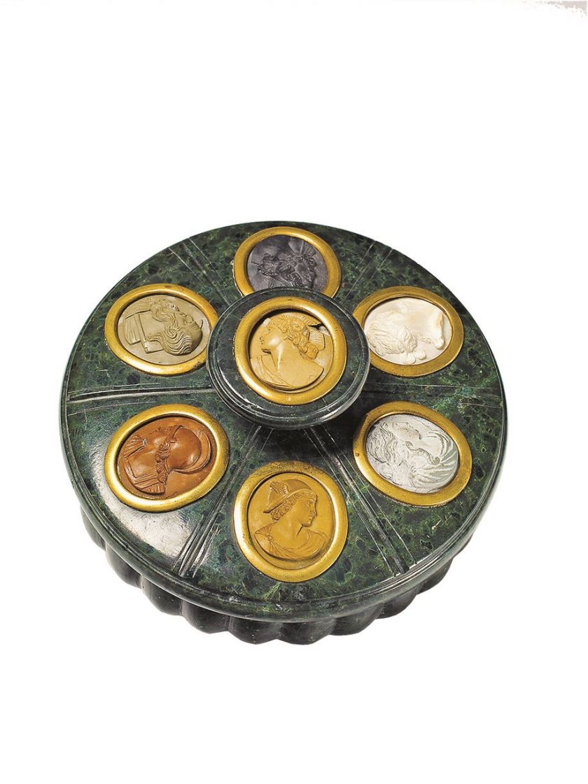 dawne pamiątki z podróży