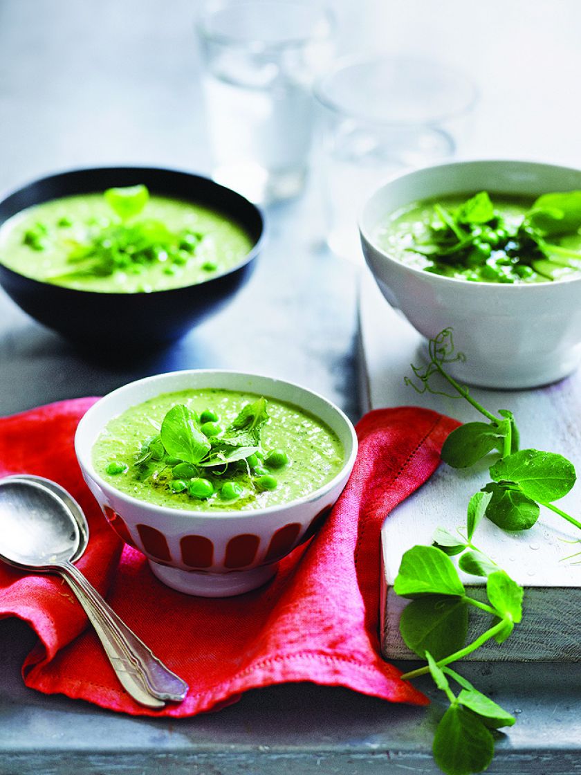 Krem z groszku z miętą. Gotujemy lekką zupę