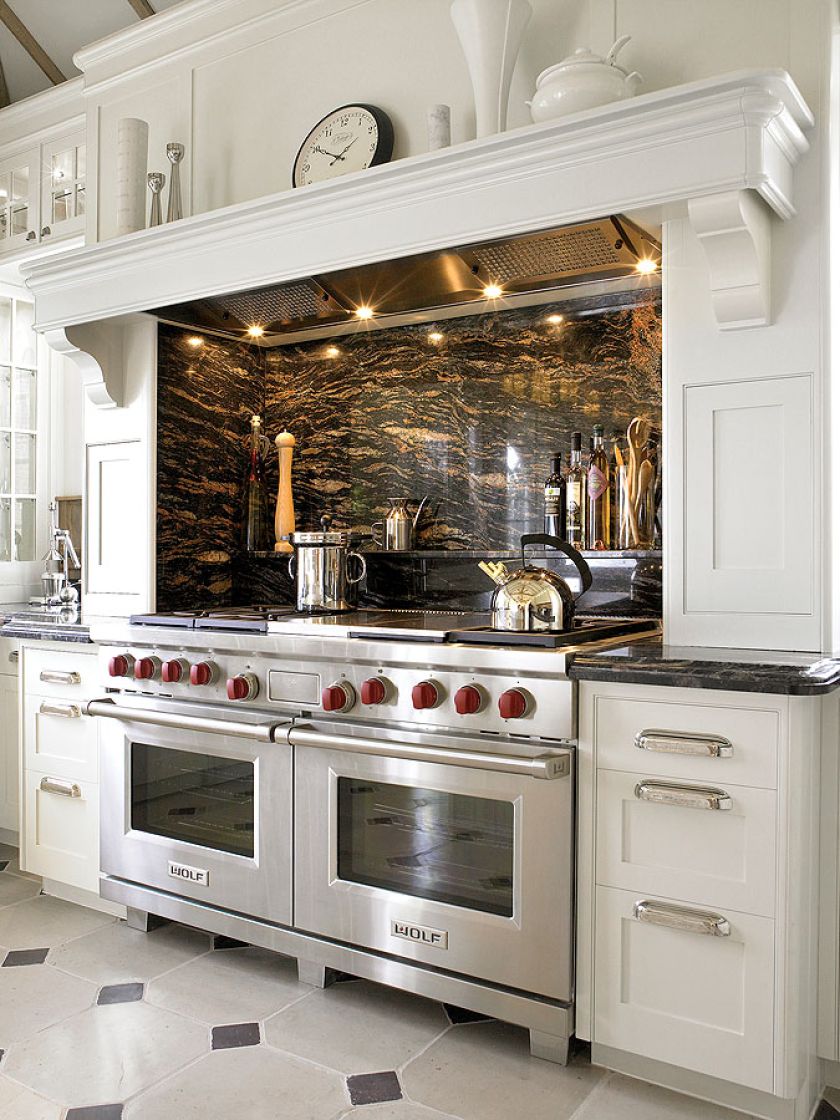 Kuchnia gazowo-elektryczna, ikona marki WOLF.