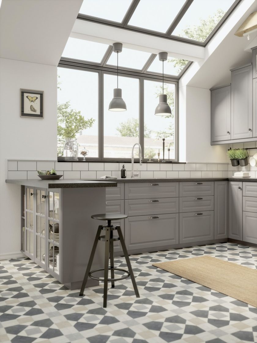 kuchnia na poddaszu ze skosem