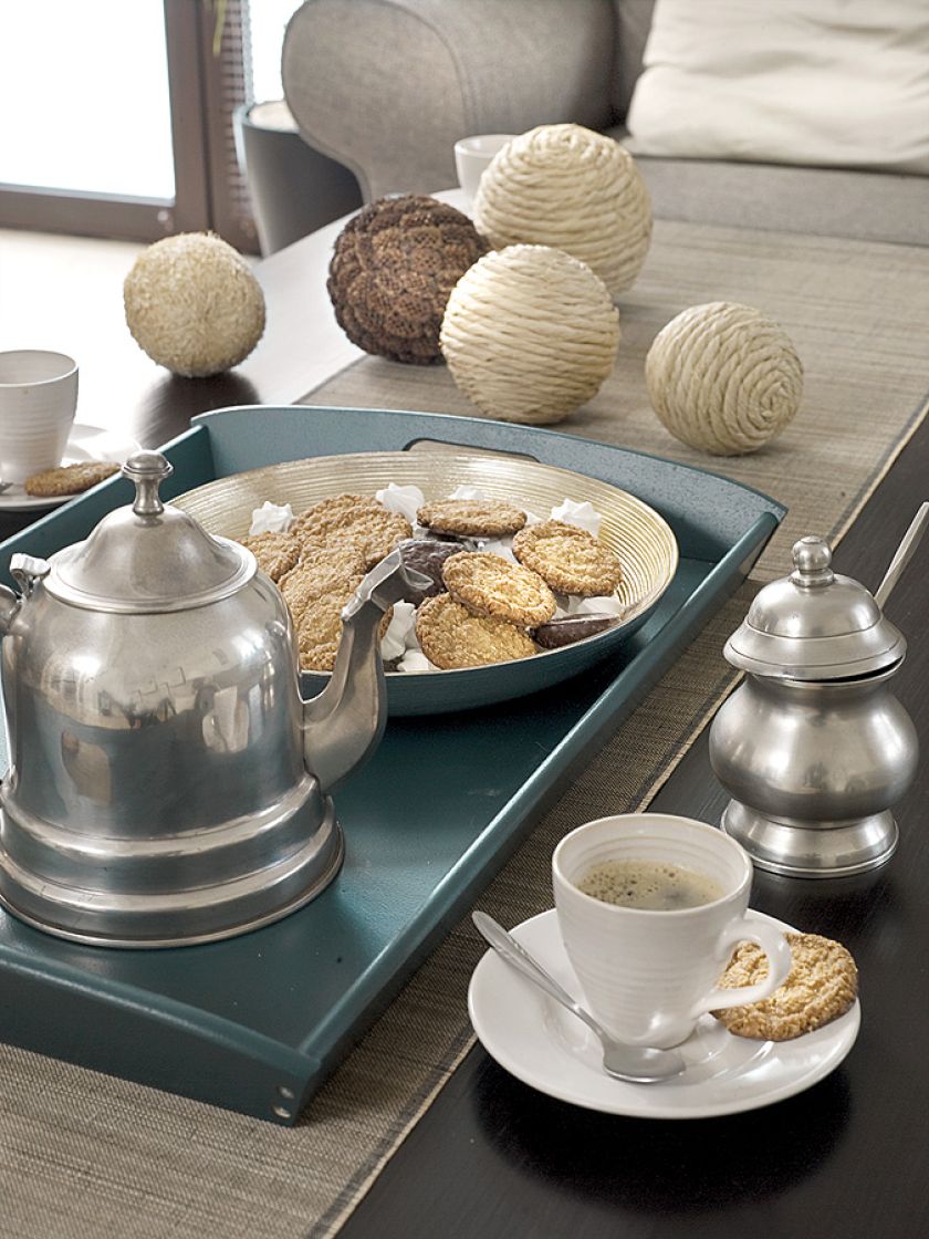 Na początku był wazon. Niepozorny, a jednak zwracał na siebie uwagę. To do niego musiał się dopasować cały dom.