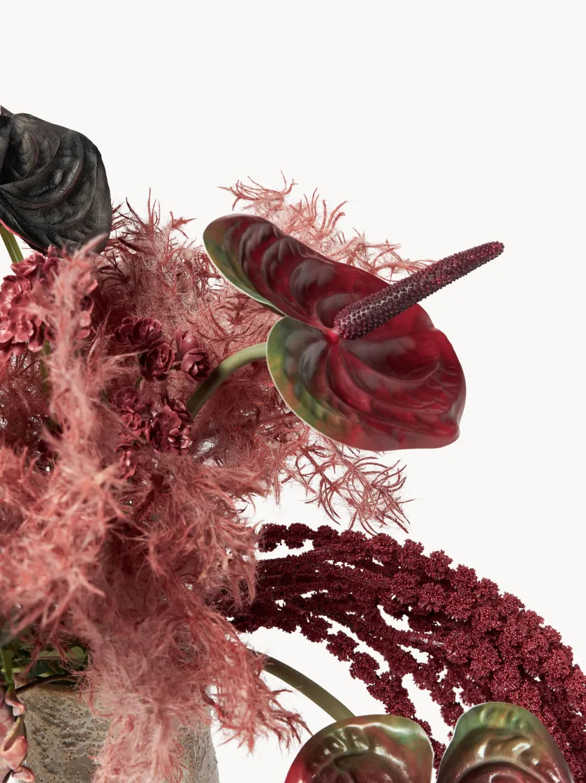 sztuczne kwiaty w bukiecie