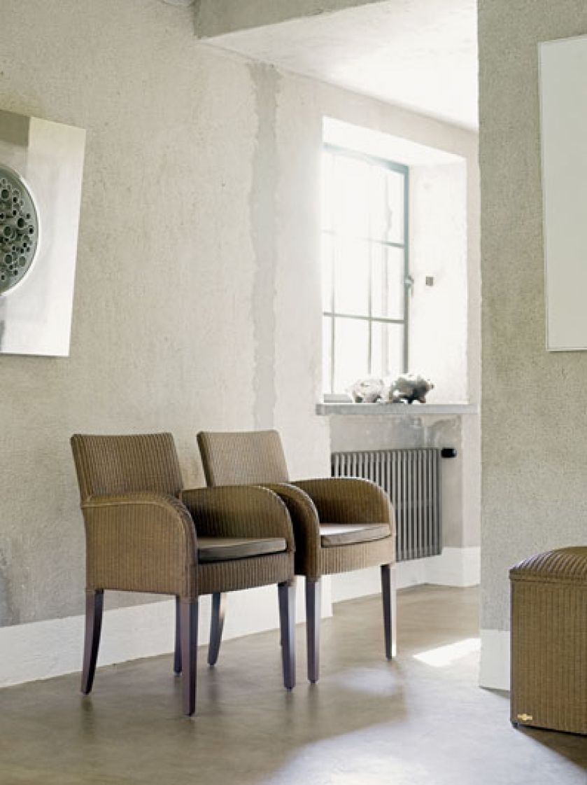 Krzesła Henry firmy Vincent Sheppard. DECOLOR