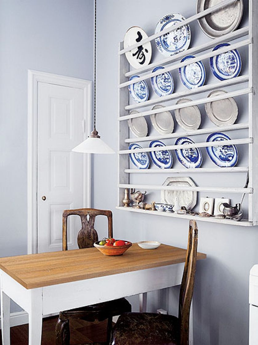 Z praktycznym blatem z płyty laminowanej (wzór Sonoma). PFLEIDERER