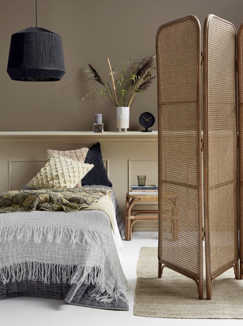 Salon, kuchnia i sypialnia w kolorach natury