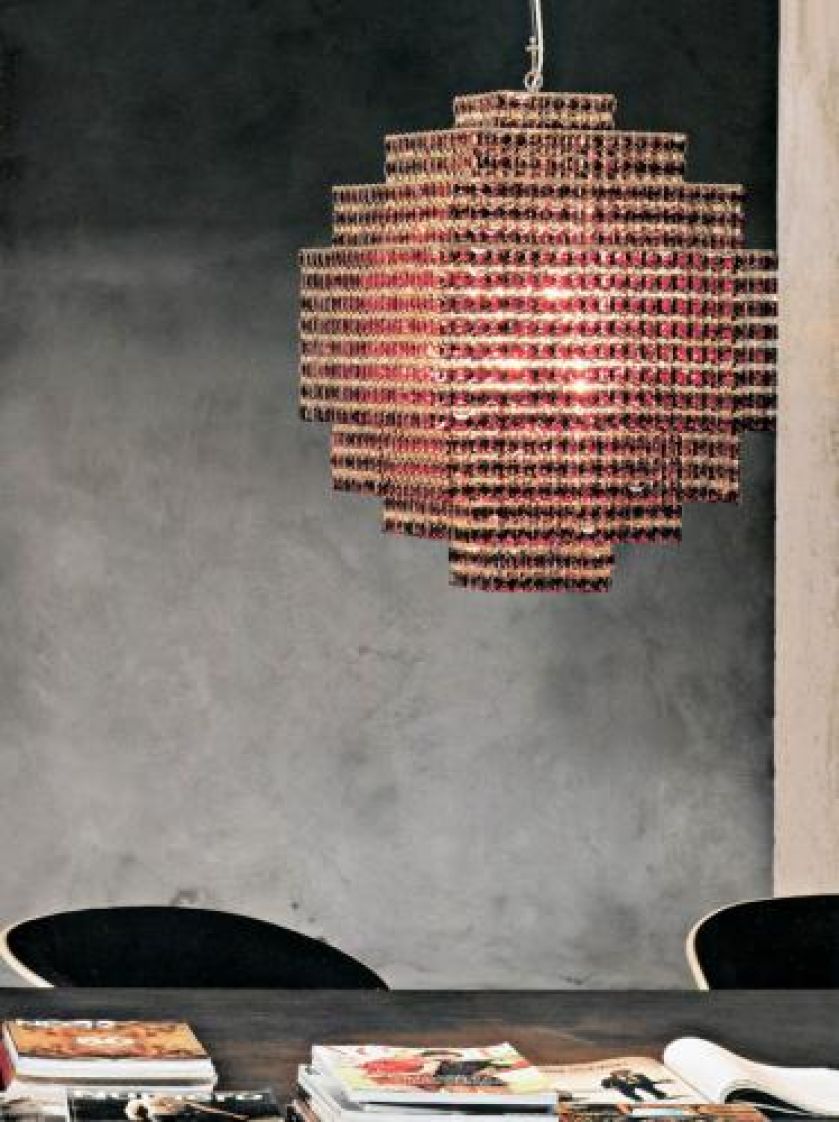 Żyrandol Phebo wymyśliła para włoskich projektantów Lolli