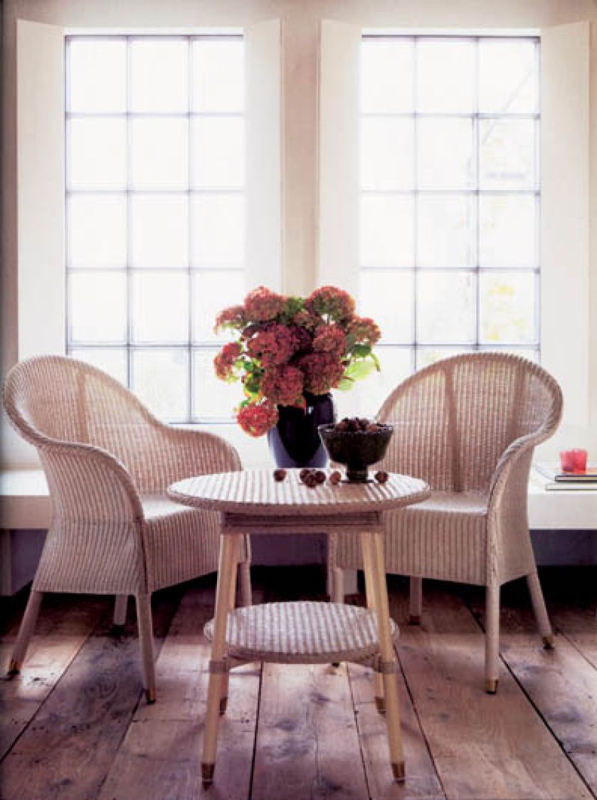 Krzeslo Nice (z maty lloyd loom). Cena 1876 zł. Stolik Jersey - 1448 zl. VINCENT SHEPPARD