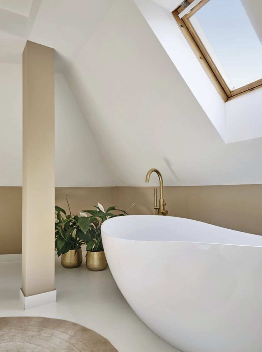 styl modern classic łazienka na poddaszu