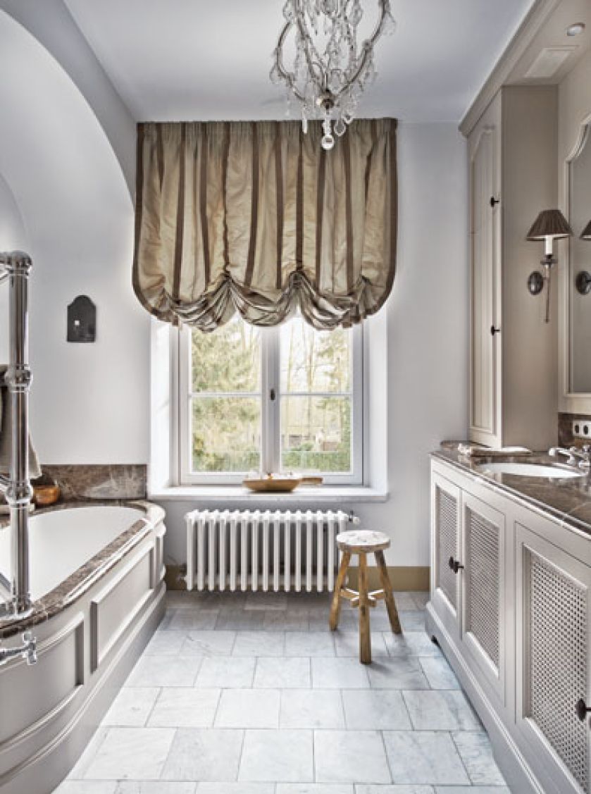 Zabawne okucia, tkaniny i trochę sztuki.