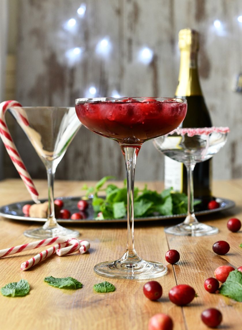 Dekoracje stołu na sylwestra – przyjęcie w pięknej oprawie