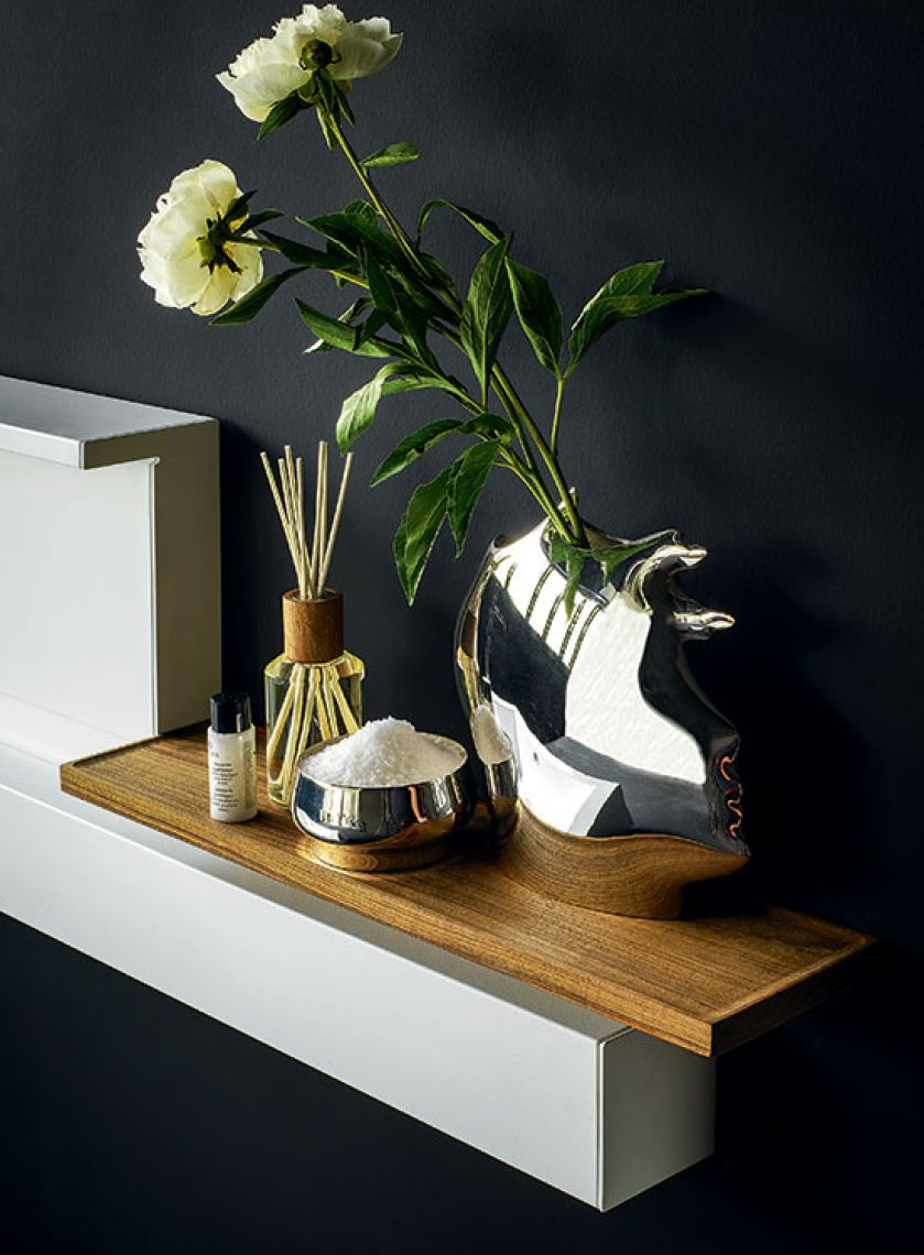 RIFT, minimalistyczny grzejnik-półka, TUBES RADIATORI