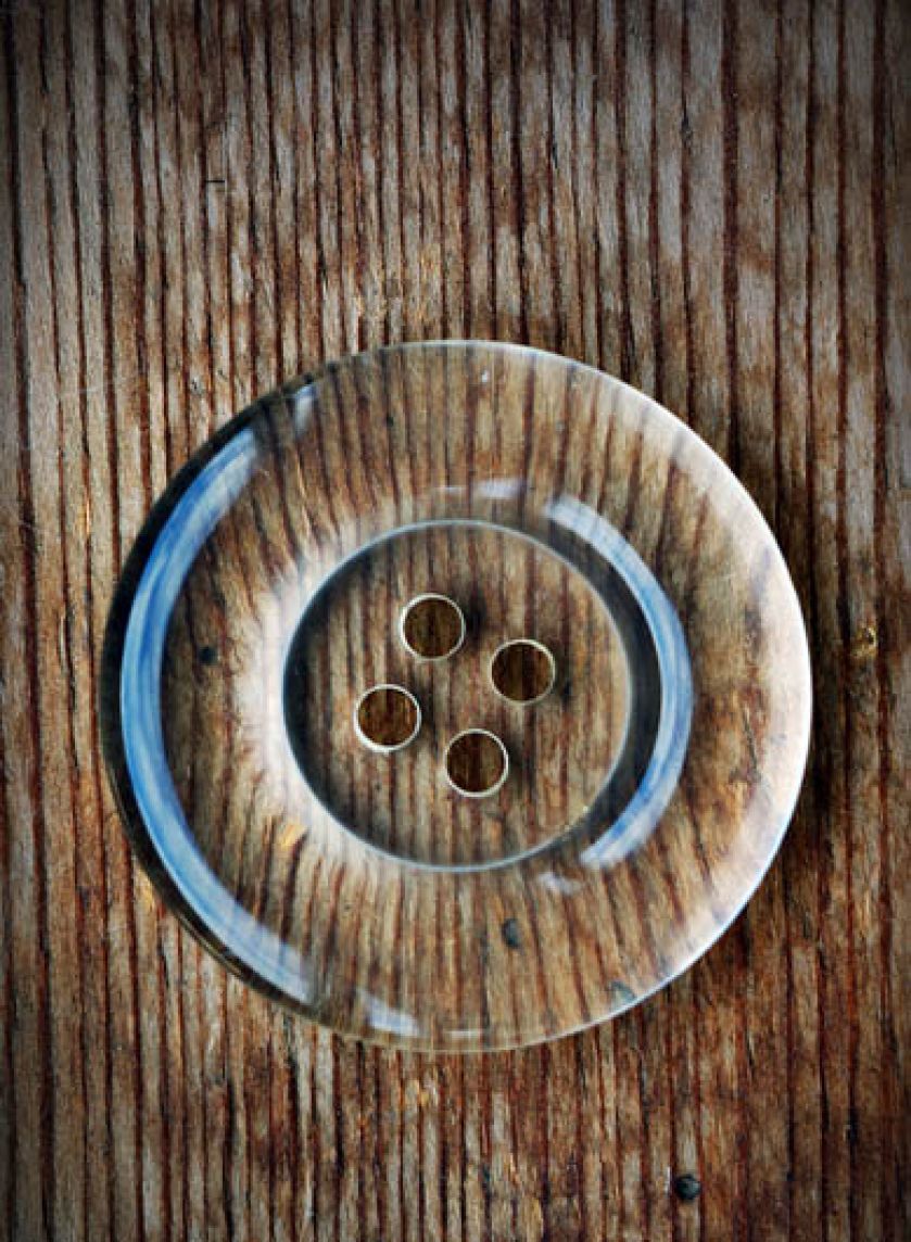 Przezroczysty guzik, fot. Shutterstock.com