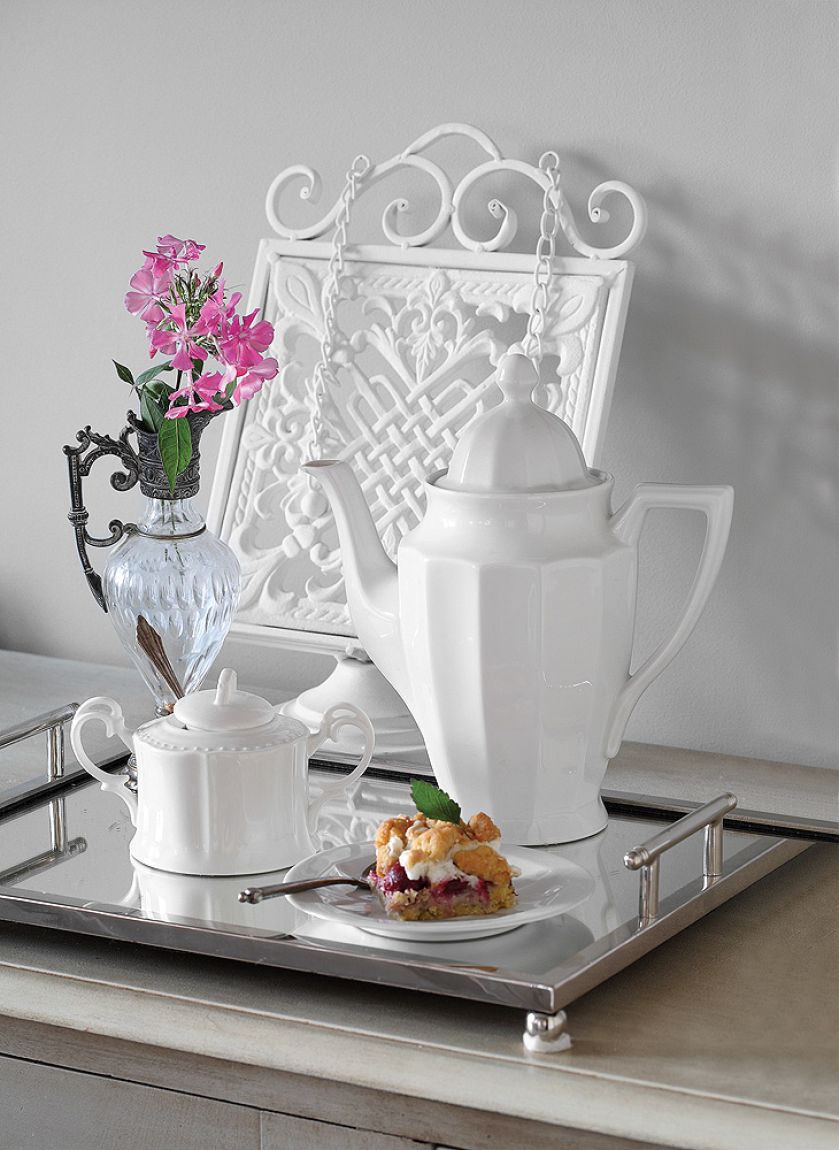 Pierwsza miłość Moniki to jasne kolory. Druga – prowansalskie klimaty.