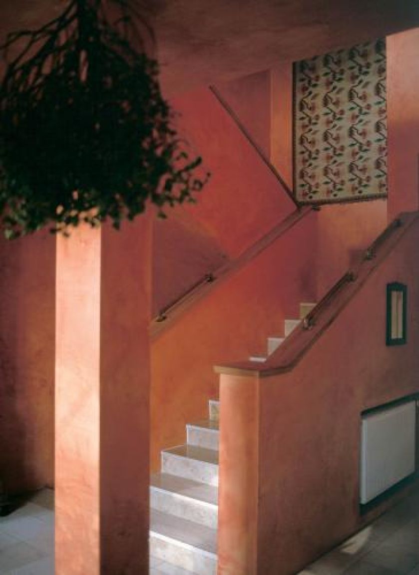 Wnętrze chłodziarki PremiumPlus oświetlają diody, a softsystem sprawia, że drzwi zamykają się wyjątkowo cicho. Cena