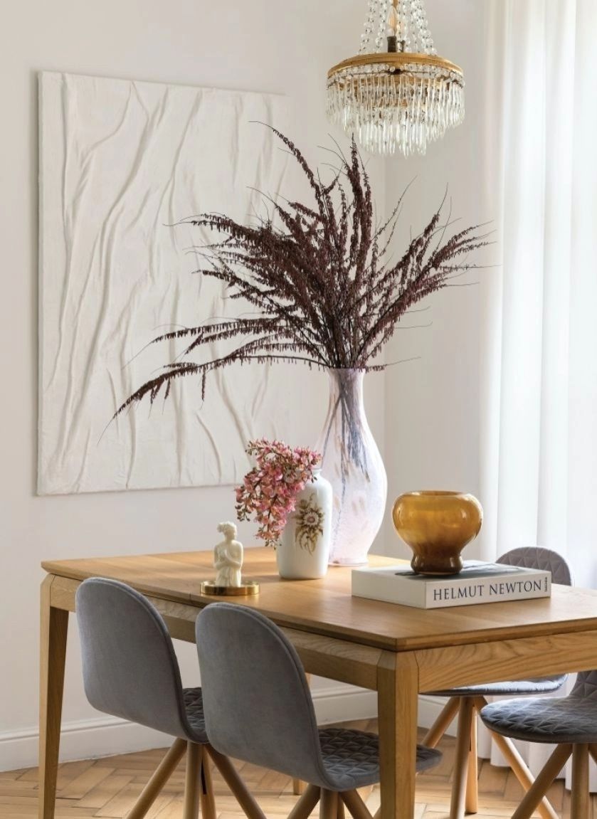 jak ozdobić ścianę w jadalni