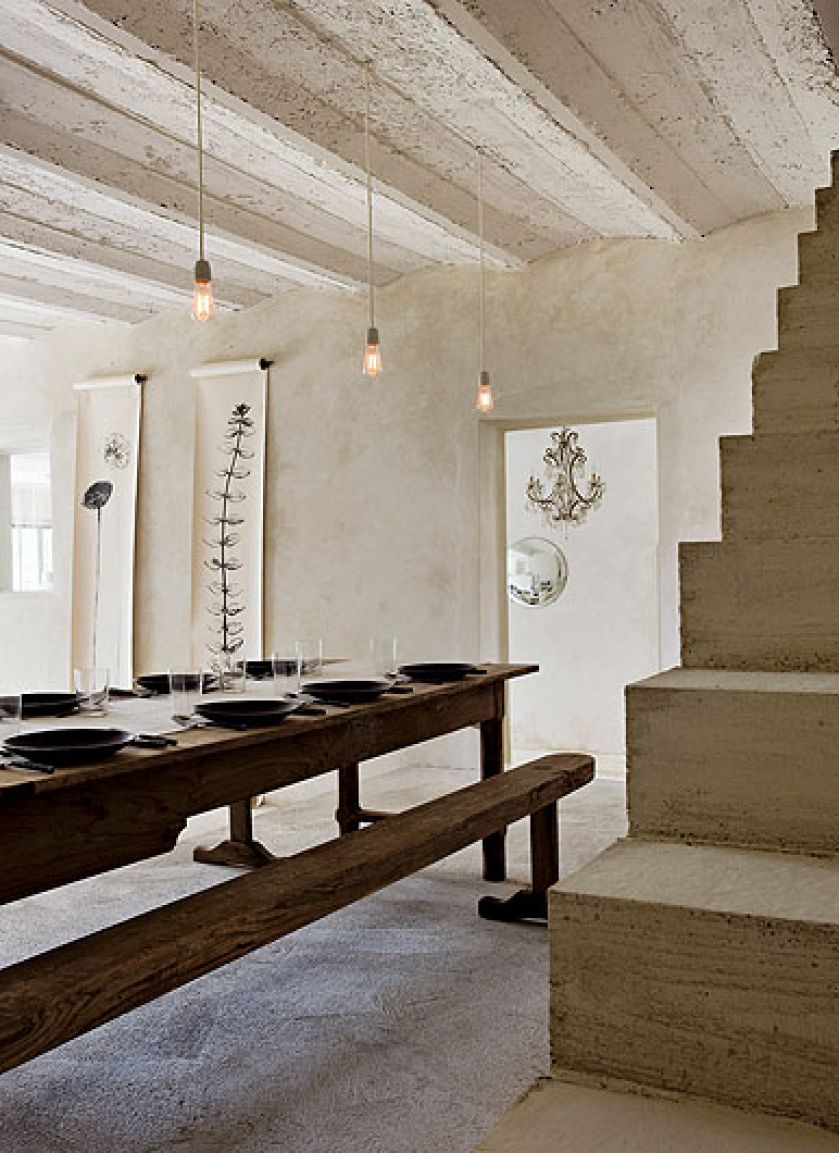 Mebli nie jest tu dużo: tylko to, co naprawdę potrzebne