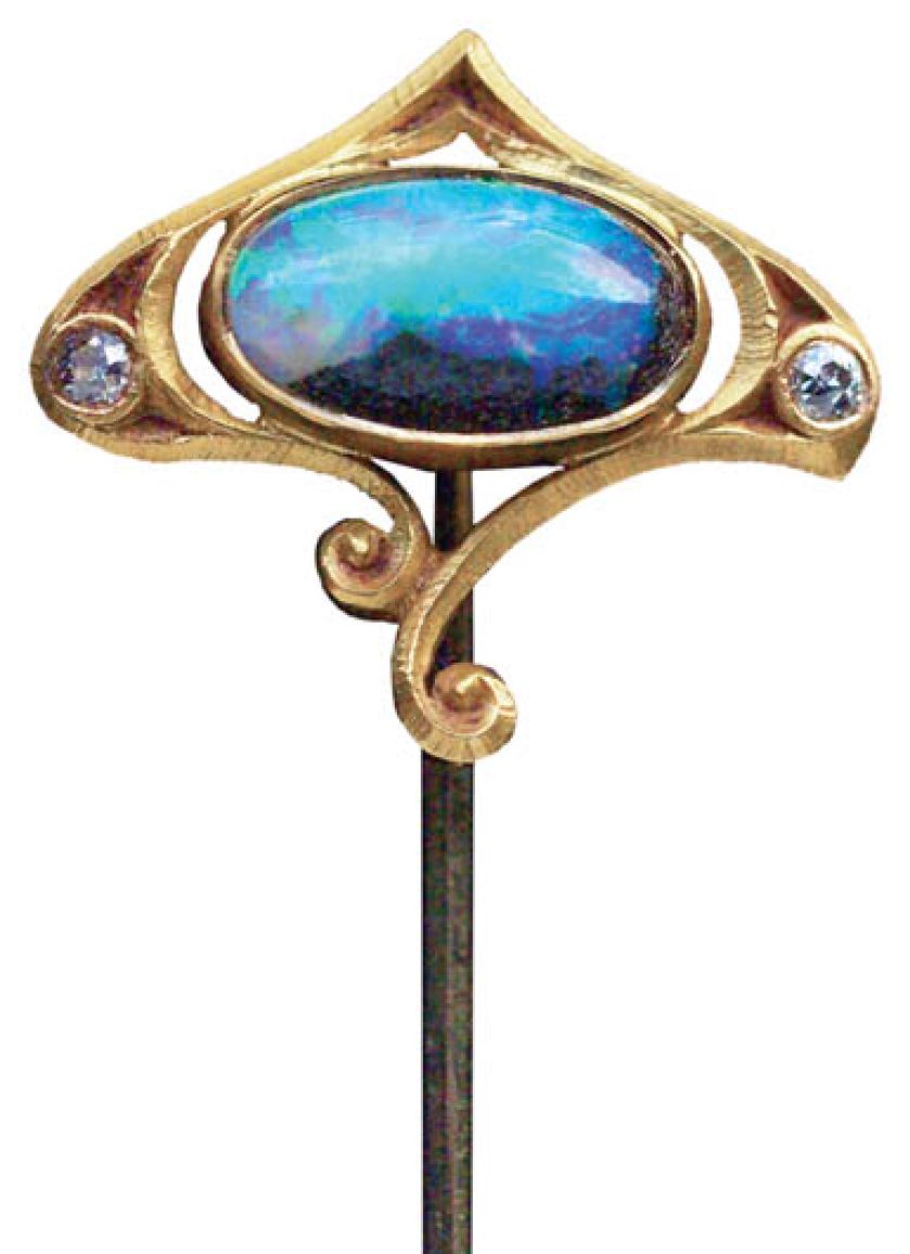 Złota szpilka z opalem i diamentami, 1900 r. www.tademagallery.com