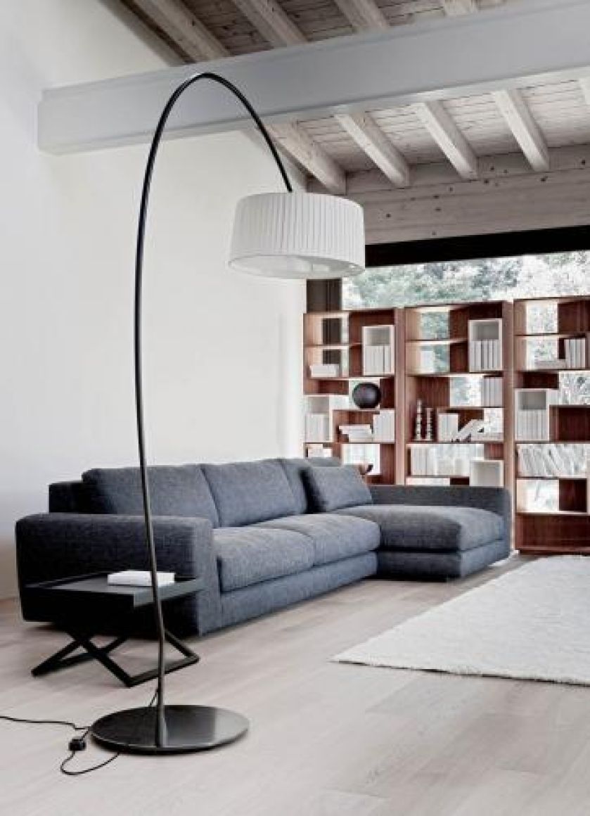 Fashion marki Vibieffe w modnych szarościach. Cena – od 22 000 zł. INTERSTYLE