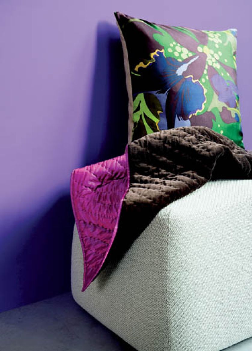 Farba z mieszalnika o numerze 18RB 08/286. DULUX