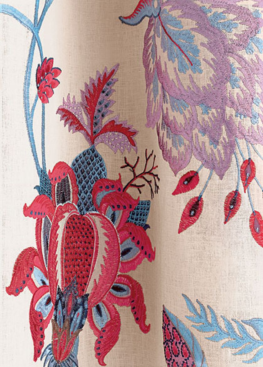 Beauregard firmy Manuel Canovas, 921 zł/m. IMPRESJE HOME COLLECTION