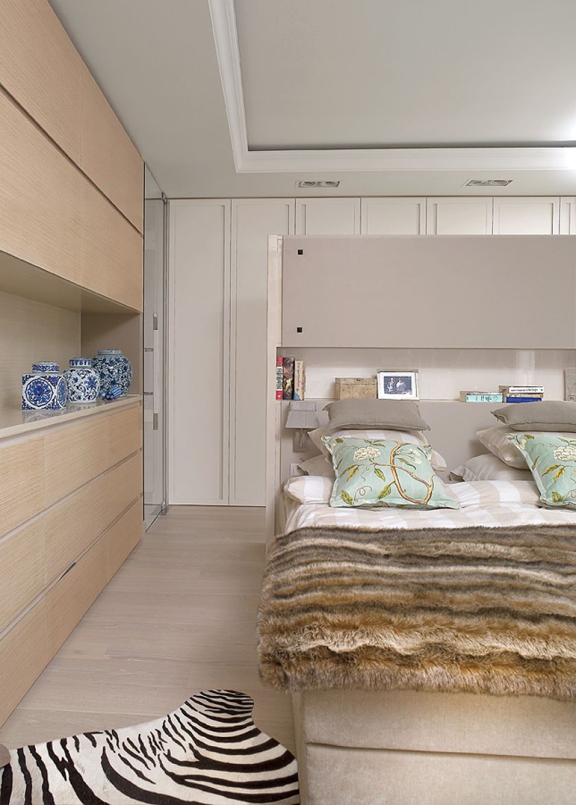 Kiedyś Maria Boccuni urządzała domy na bogato, dziś jest bardziej oszczędna. Została jej za to słabość do tkanin. Tym