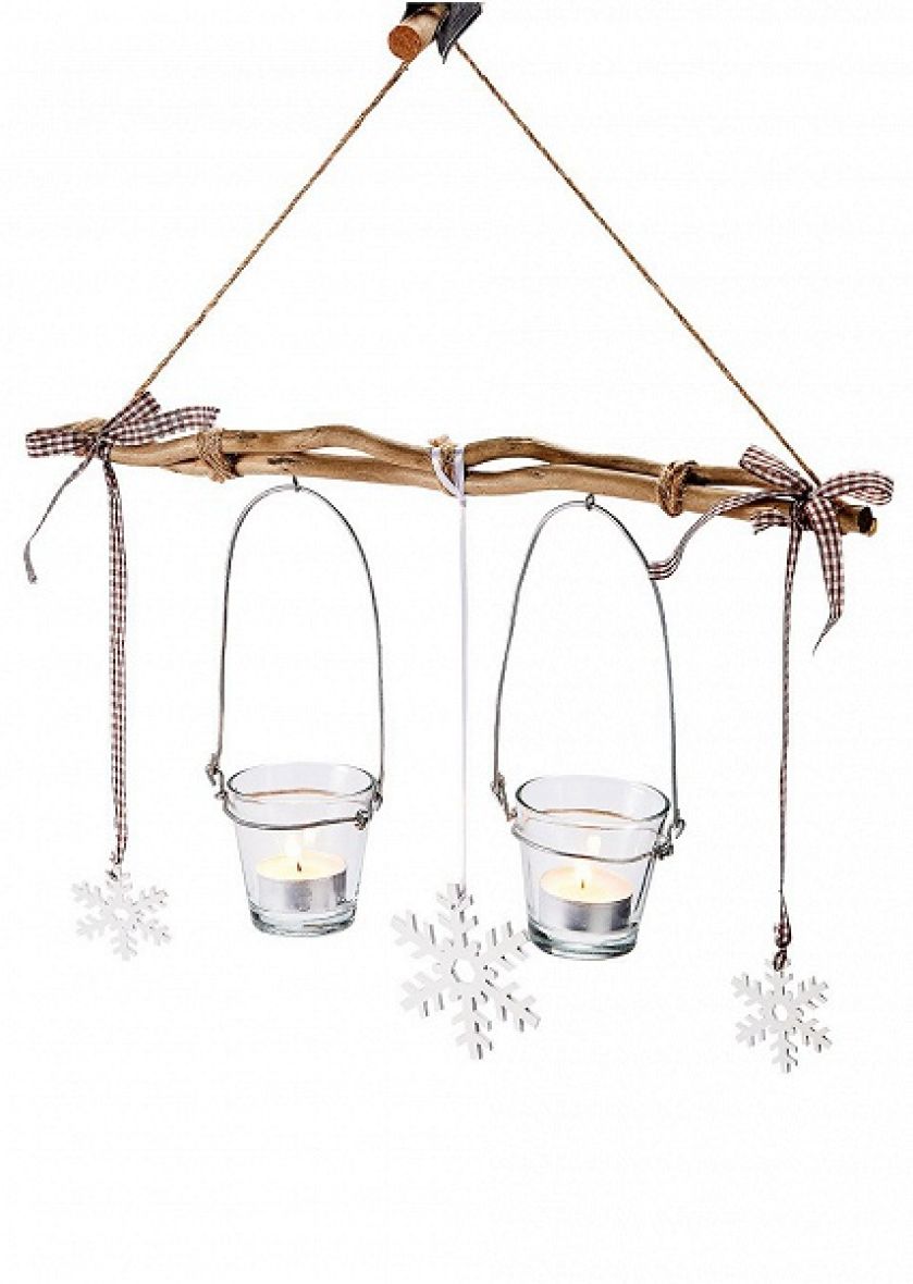 Jak udekorować okno na święta: pomysł na świąteczną dekorację okna