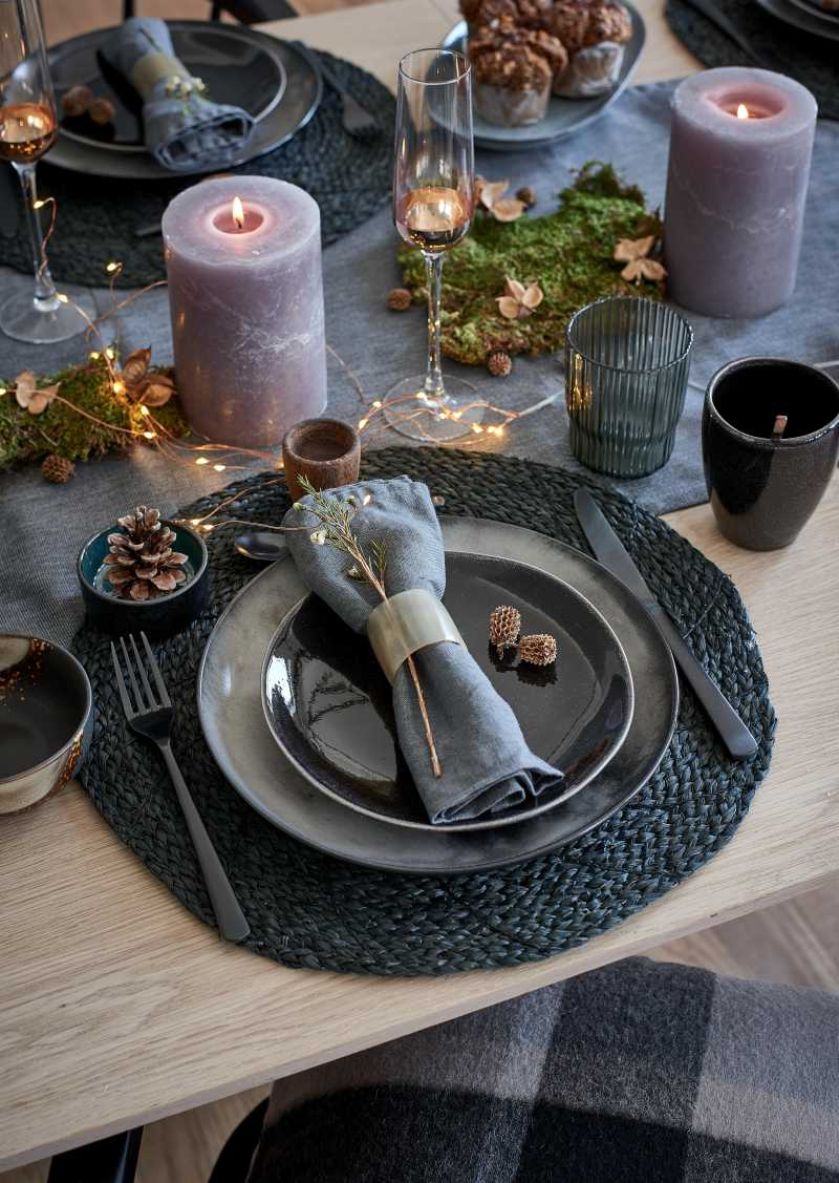 Dekoracja stołu na święta, aranżacja