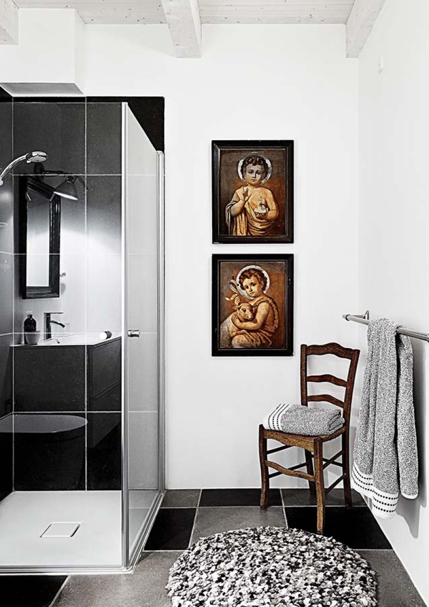 W miejscu pasterskiej szopy bez prądu, wody i gazu stanął dwustumetrowy dom, który mógłby startować w konkursie na najlepszy