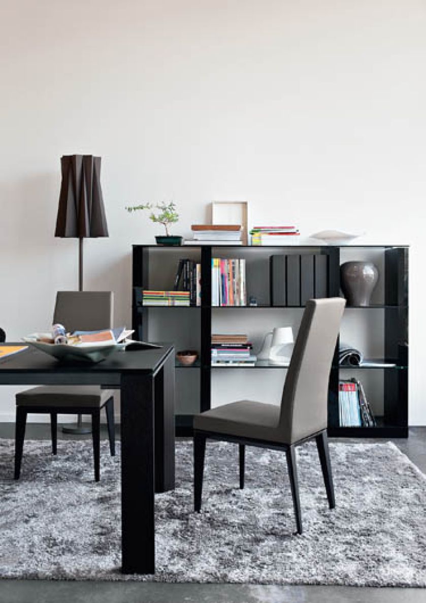 Kolekcja Bess. CALLIGARIS. Miejsce na książki