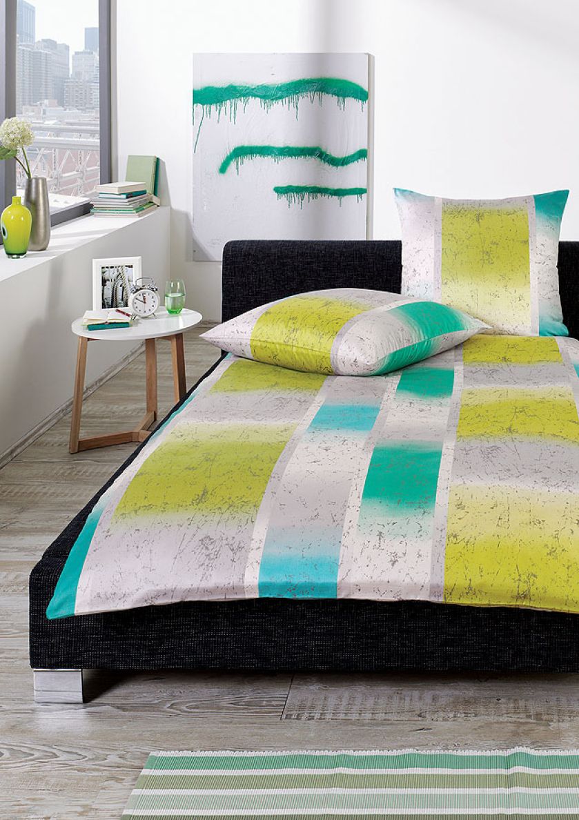 Sen jak na zielonej trawce.