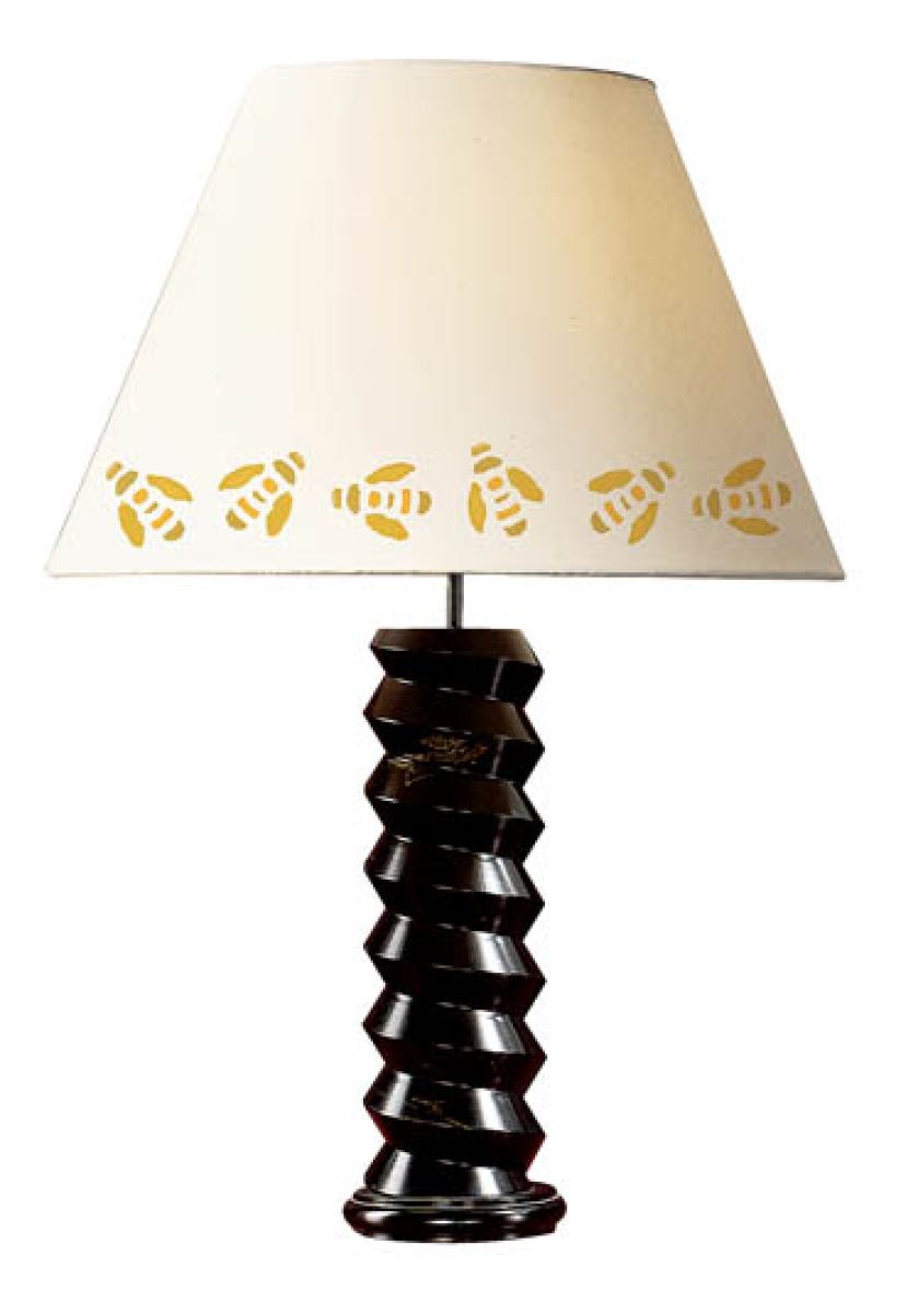 Abażur lampy z galerii ART AT HOME można samemu ozdobić wedle uznania - np. namalować na nim pszczoły.