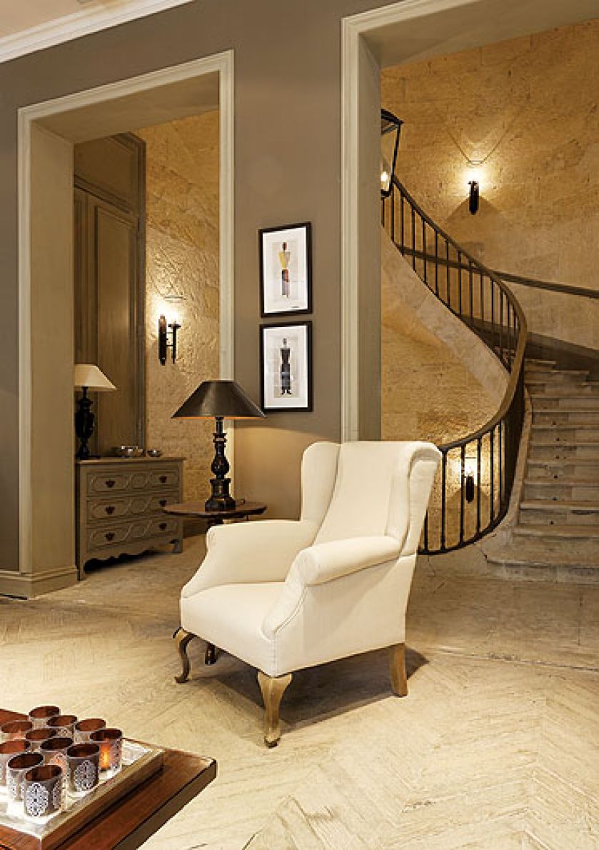 Kolekcja Bordeaux. BIBELOU. Pomysły na aranżacje przedpokoju