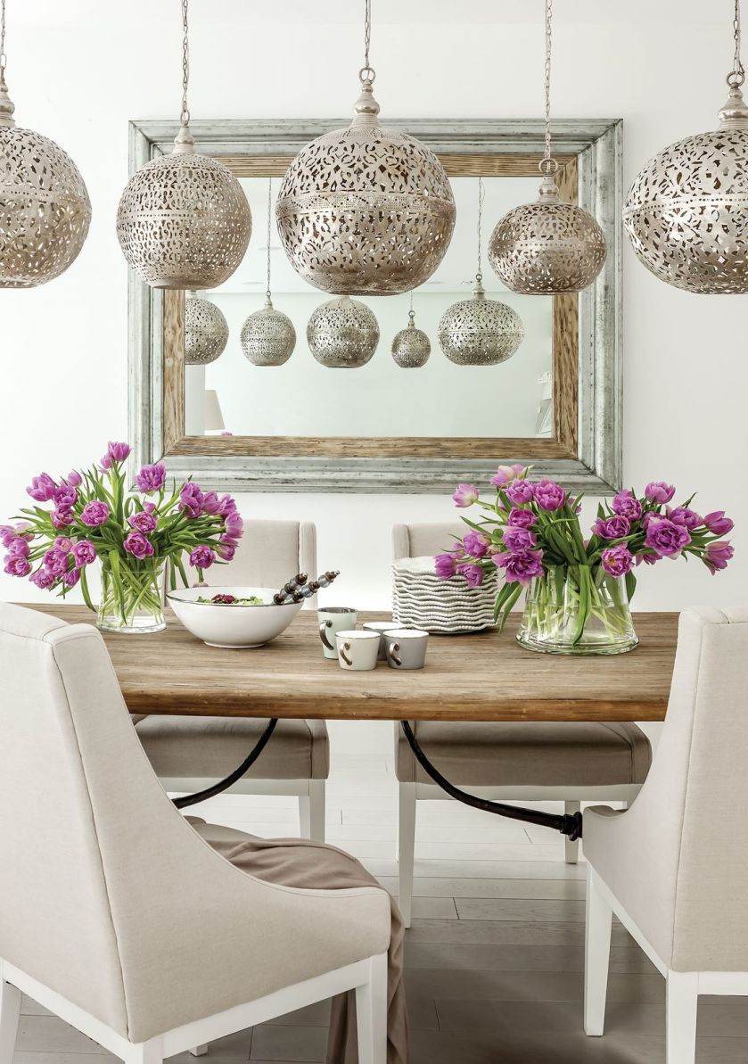 Nowoczesny dom przypominający modernistyczny pawilon wyszedł dokładnie taki, jaki sobie wymarzyli właściciele. Zapraszamy