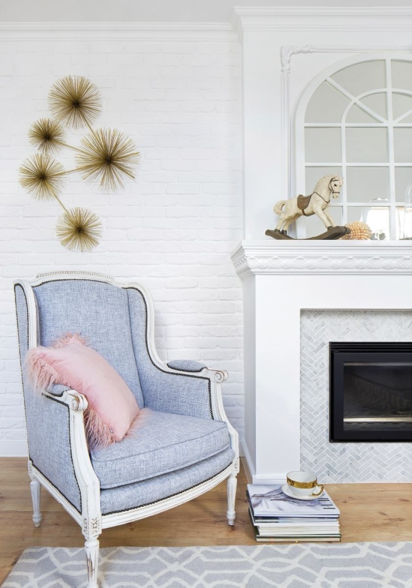 salon biała cegła aranżacje