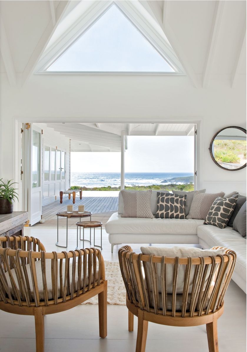 Dzikie plaże, szum spotykających się w pobliżu oceanów Atlantyckiego i Indyjskiego - zobaczcie nowoczesny dom