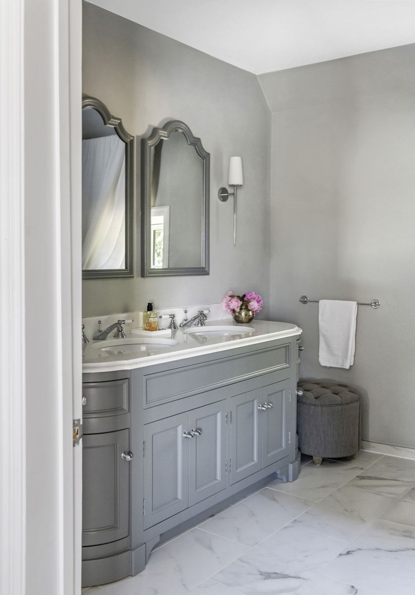 szara łazienka w stylu angielskim