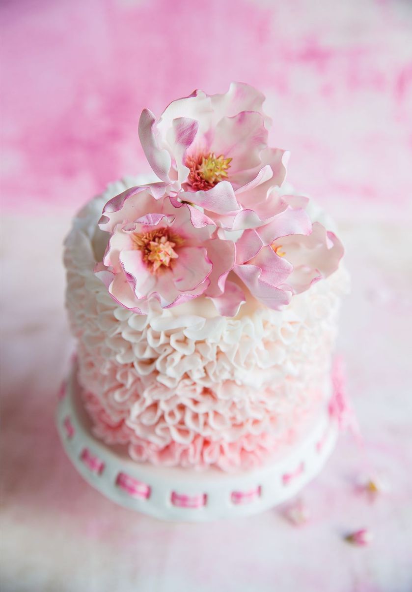 Dekoracje tortów: kwiaty z cukru