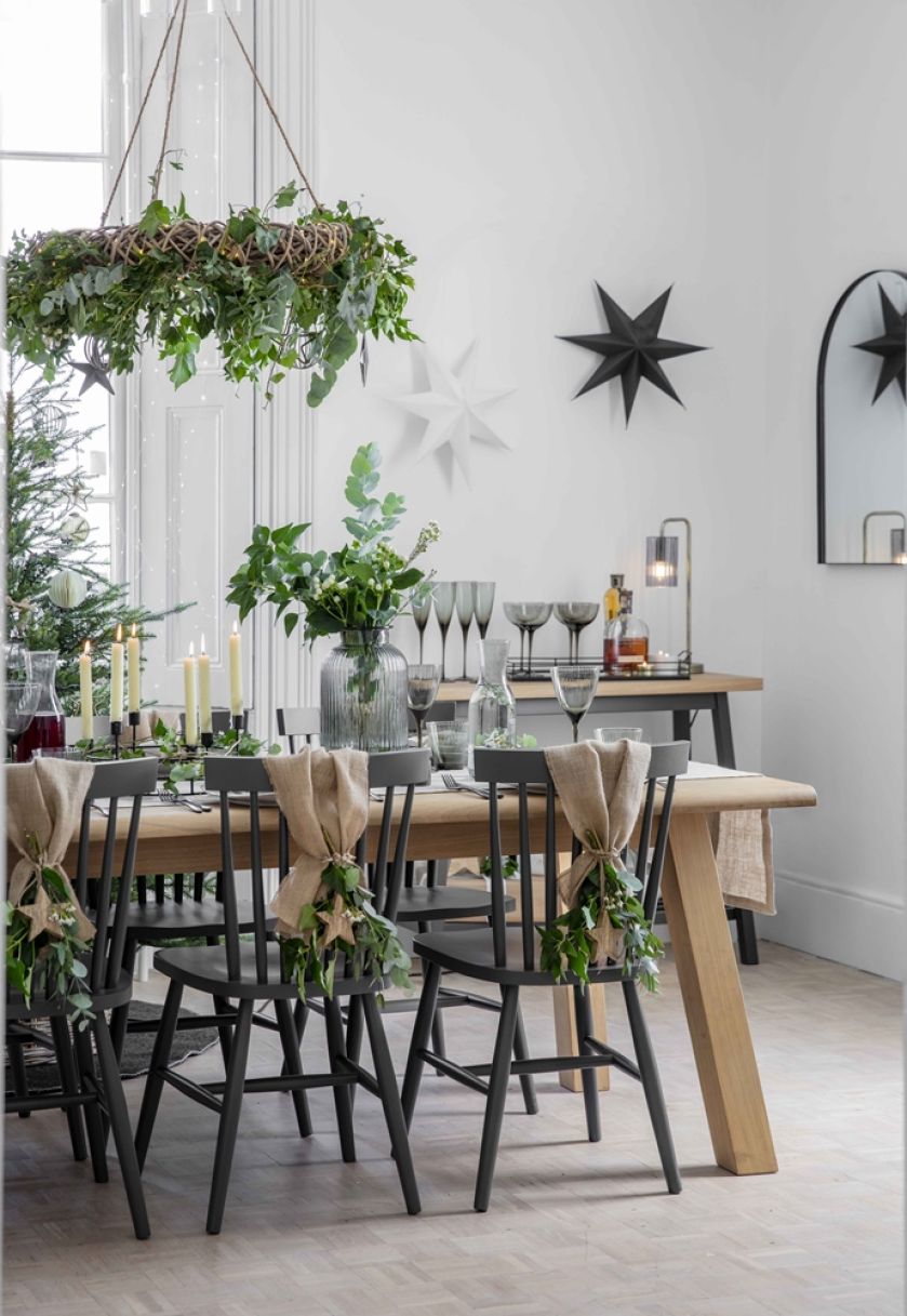 dekoracja jadalni na święta Bożego Narodzenia