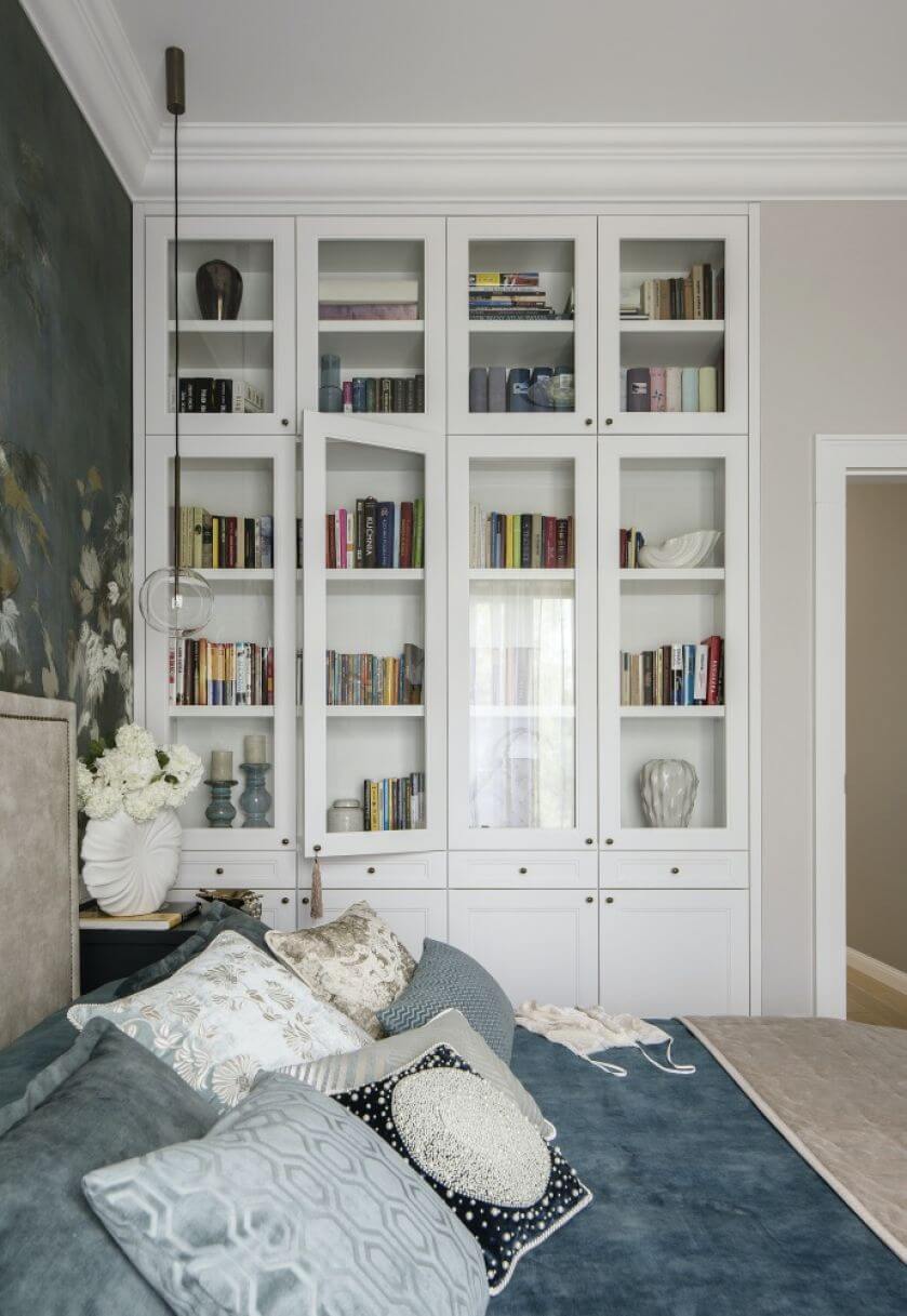 sypialnia w stylu hamptons w mieszkaniu w bloku