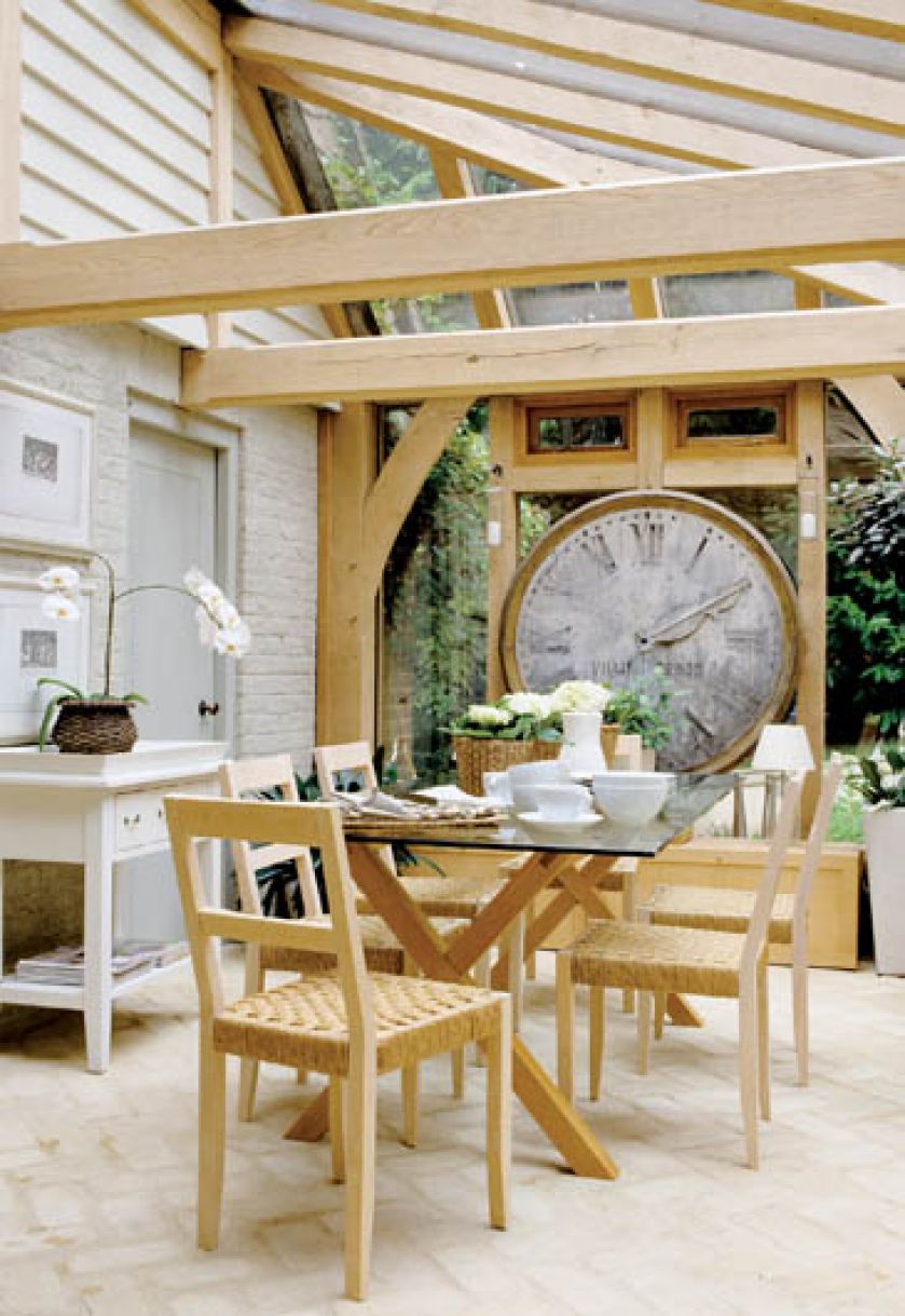 Czy ten zegar został zdjęty z miejskiego ratusza? ANDREAS VON EiNSIEDEL/ EAST NEWS