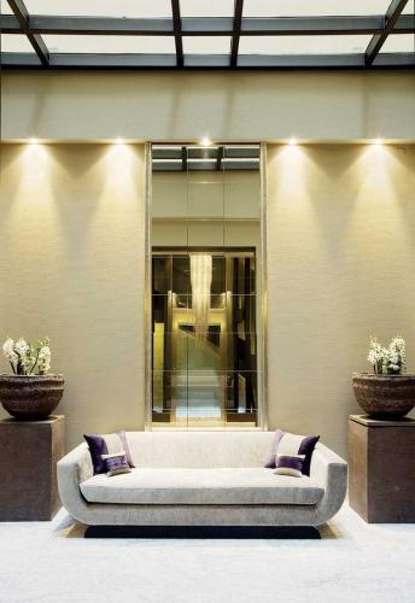 Hol w hotelu Murmuri. Kelly Hoppen - projekty ze znakiem first class