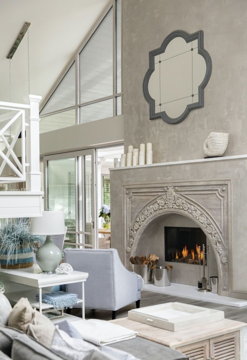 salon z kominkiem zdjęcia