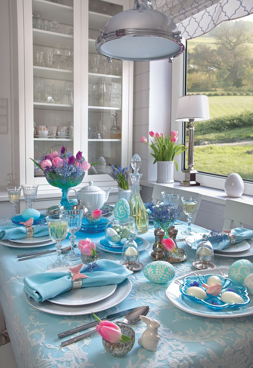 Stół wielkanocny – dekoracje i savoir vivre