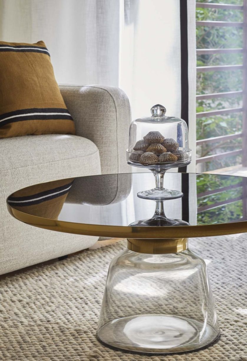 salon w przedwojennej kamienicy