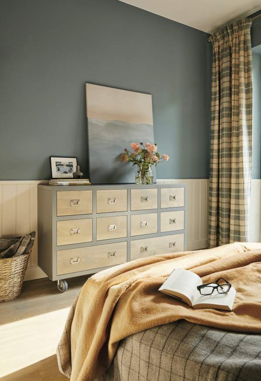 Do urządzania swojego mieszkania, Justyna Pawlak – producentka podeszła jak do realizacji filmu. Skrupulatnie szukała