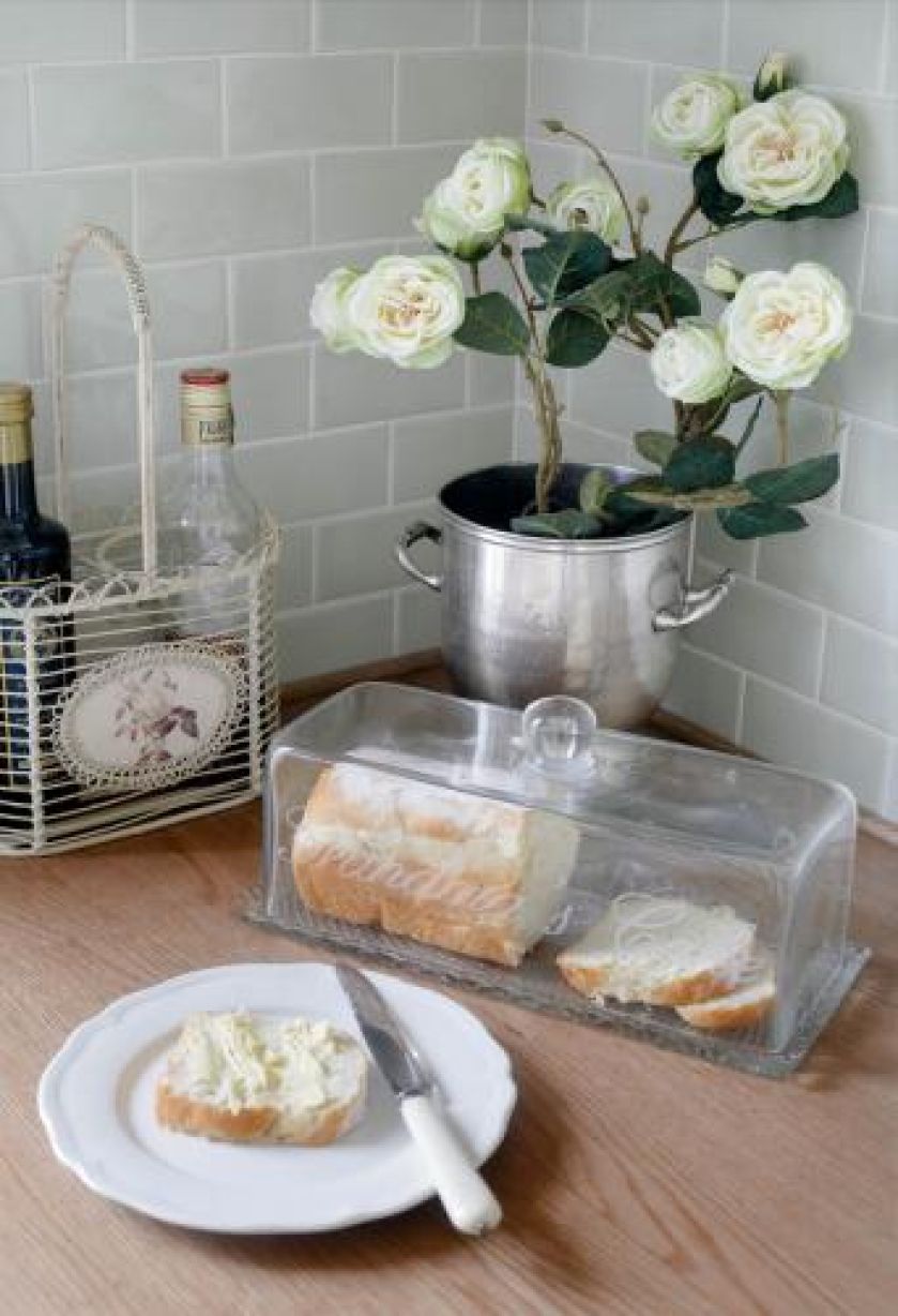 Dekoracje w stylu angielskim. Róże i falbanki