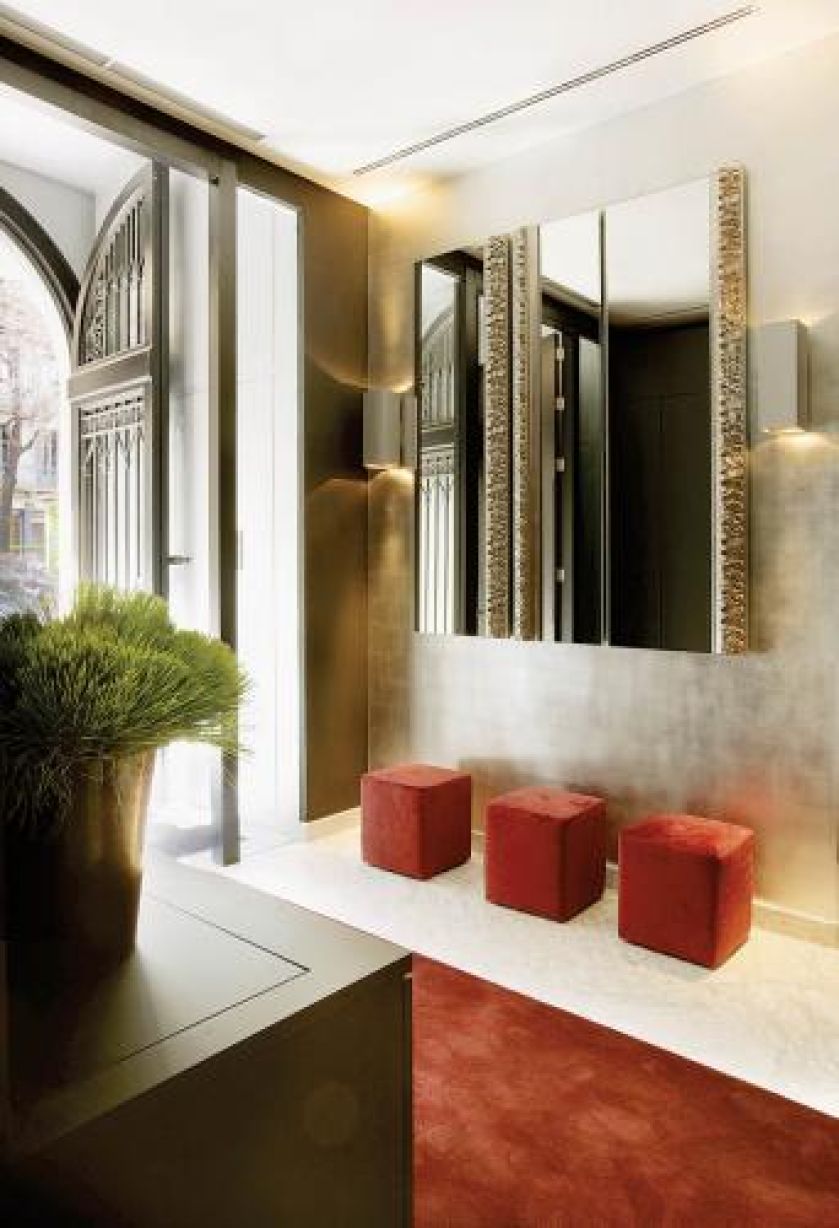 Wejście do hotelu Murmuri. Kelly Hoppen - projekty ze znakiem first class