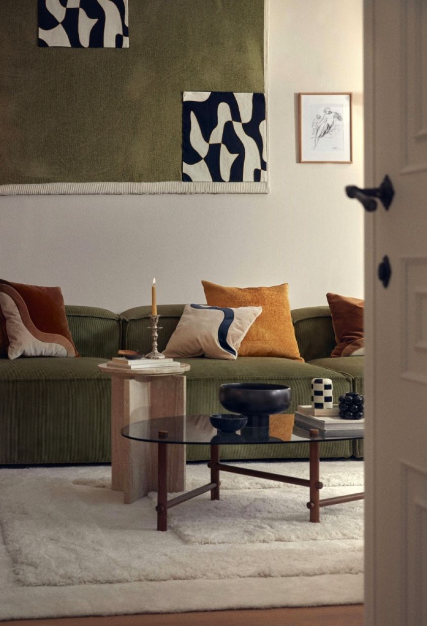 modny i przytulny jesienny salon